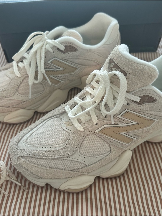New Balance Shoes - New Balance 9060 Beige White Sneakers